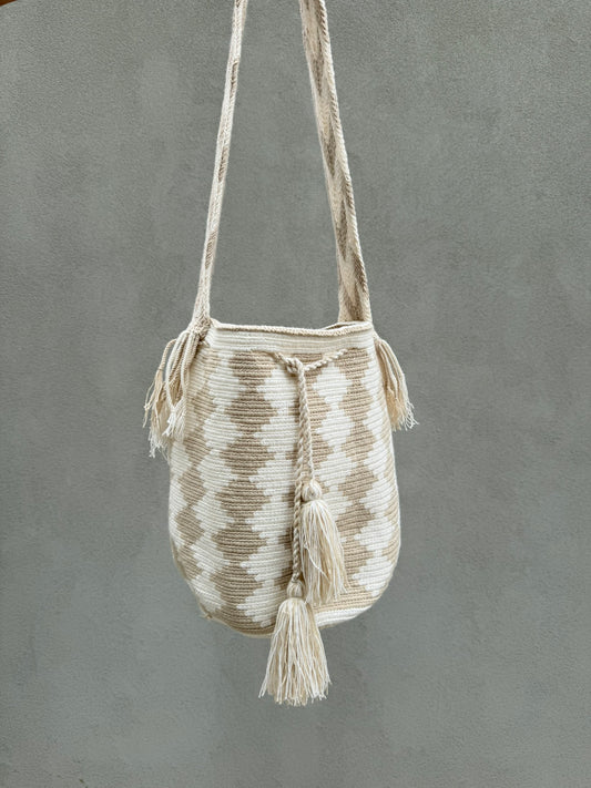 Bolso Wayuu Arena Serena Ref. 01