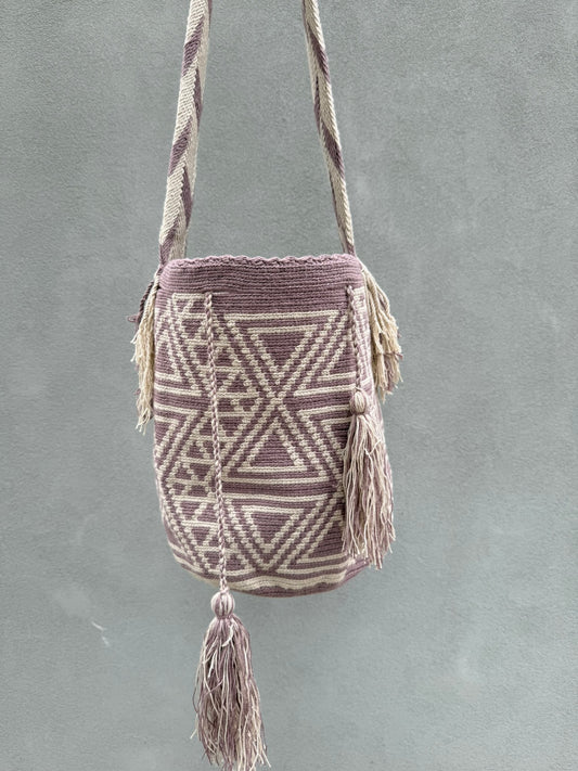 Bolso Wayuu Berenjena Ref. 01